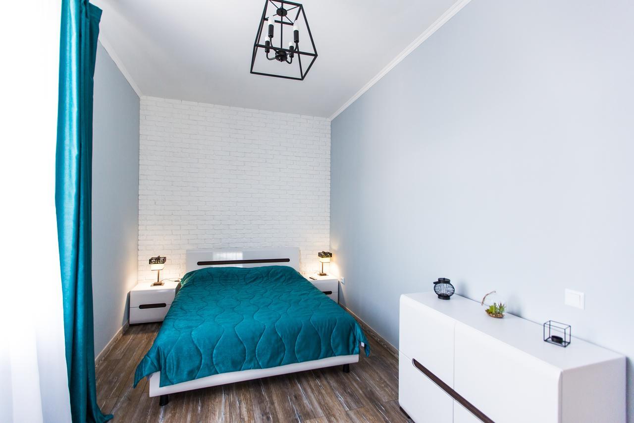1 Bedroom Apartment Near Elizabeth'S The Cathedral Leopoli Esterno foto