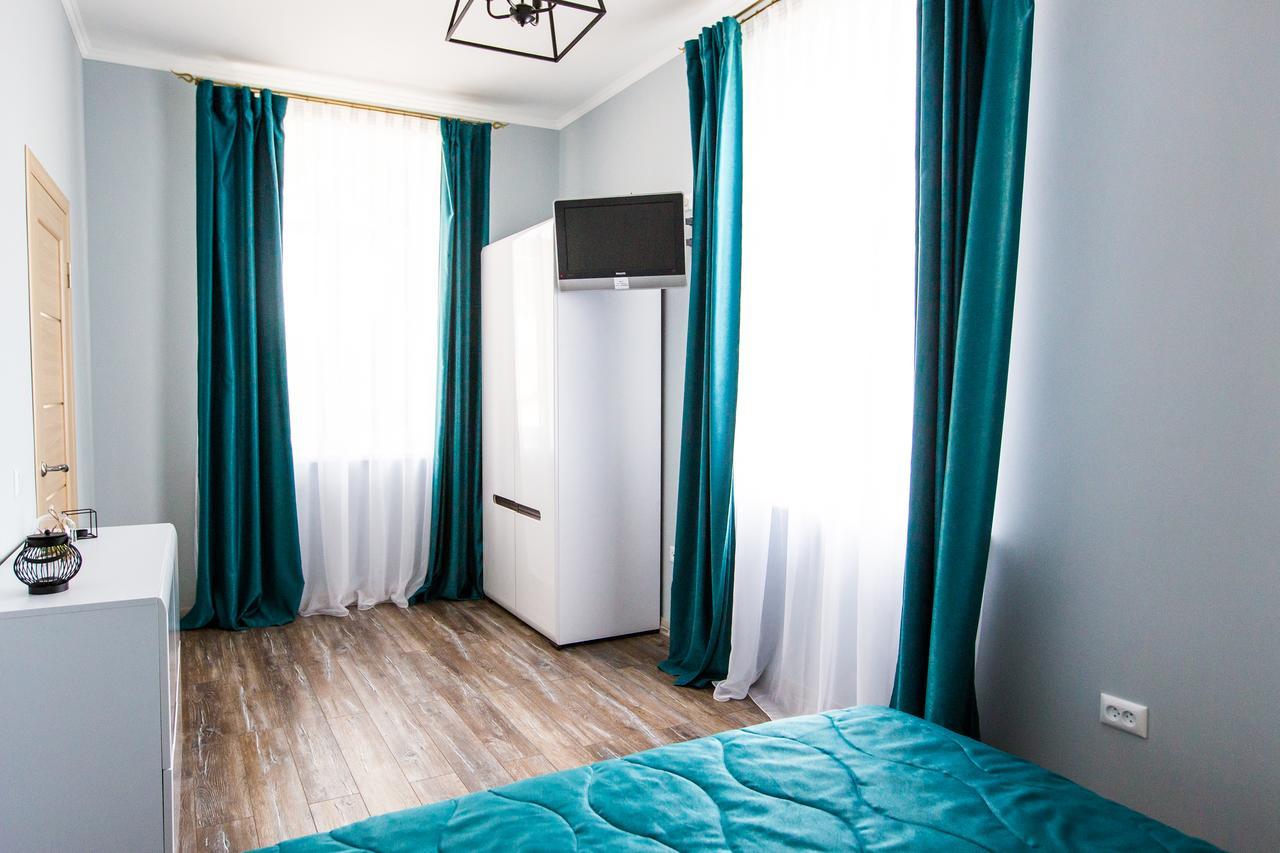 1 Bedroom Apartment Near Elizabeth'S The Cathedral Leopoli Esterno foto