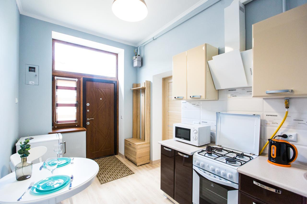 1 Bedroom Apartment Near Elizabeth'S The Cathedral Leopoli Esterno foto