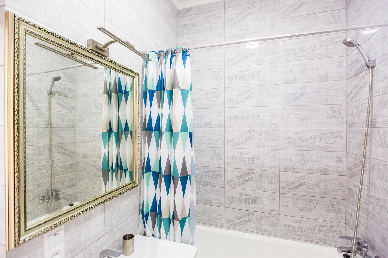 1 Bedroom Apartment Near Elizabeth'S The Cathedral Leopoli Esterno foto