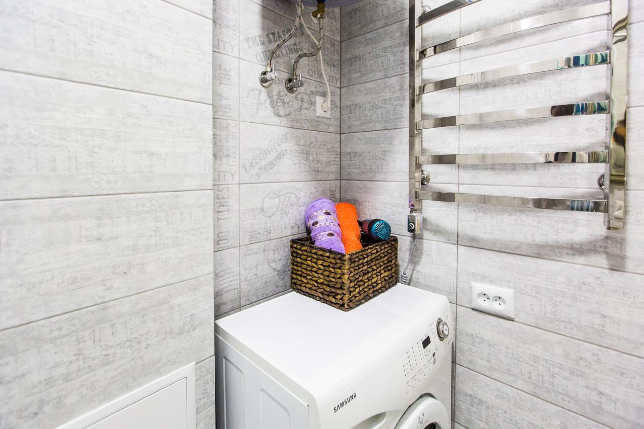 1 Bedroom Apartment Near Elizabeth'S The Cathedral Leopoli Esterno foto
